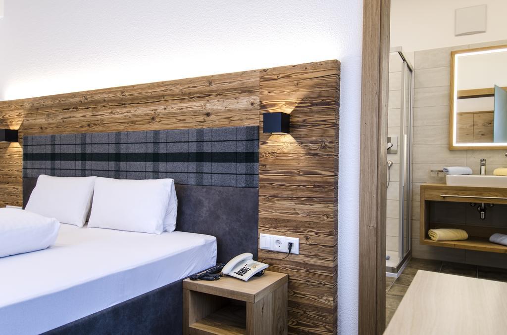 Hotel Garni Persutt Ischgl Kültér fotó
