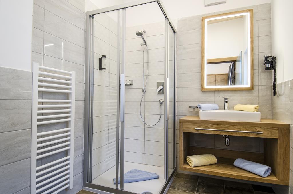Hotel Garni Persutt Ischgl Kültér fotó