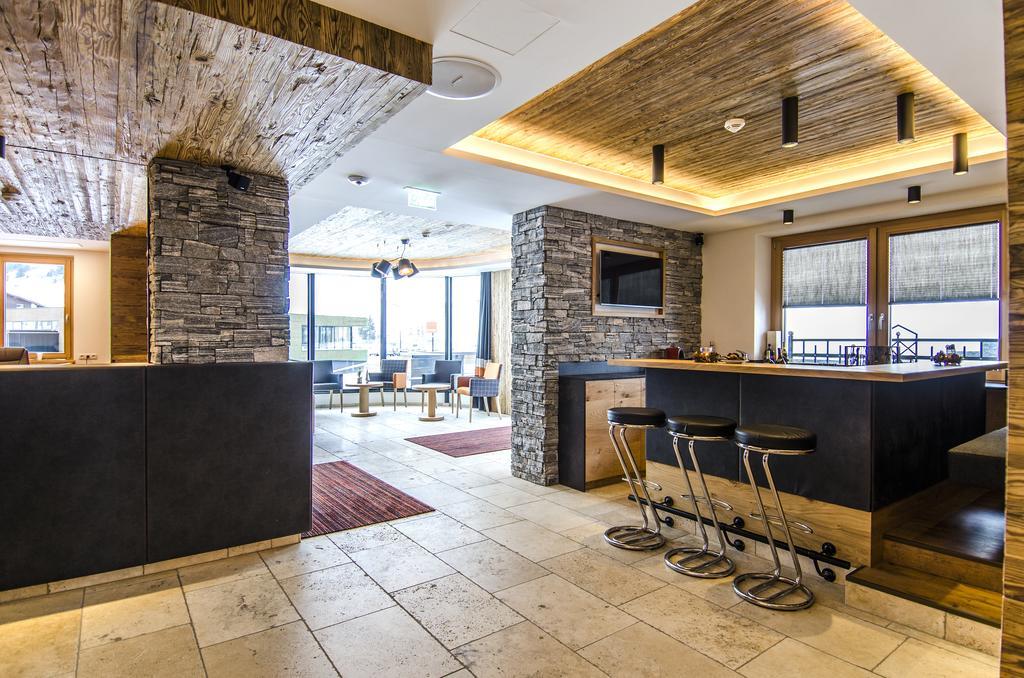 Hotel Garni Persutt Ischgl Kültér fotó